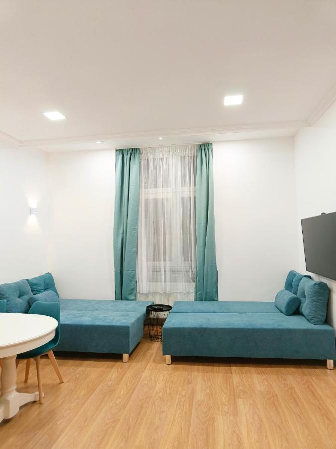 Ruyi Holiday โชพรอน ภายนอก รูปภาพ